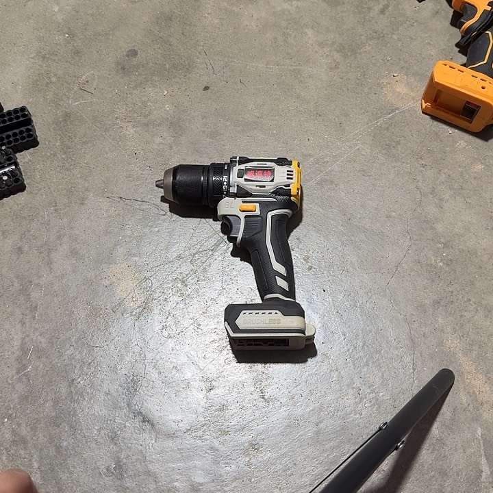 手电钻小刚炮裸机一台