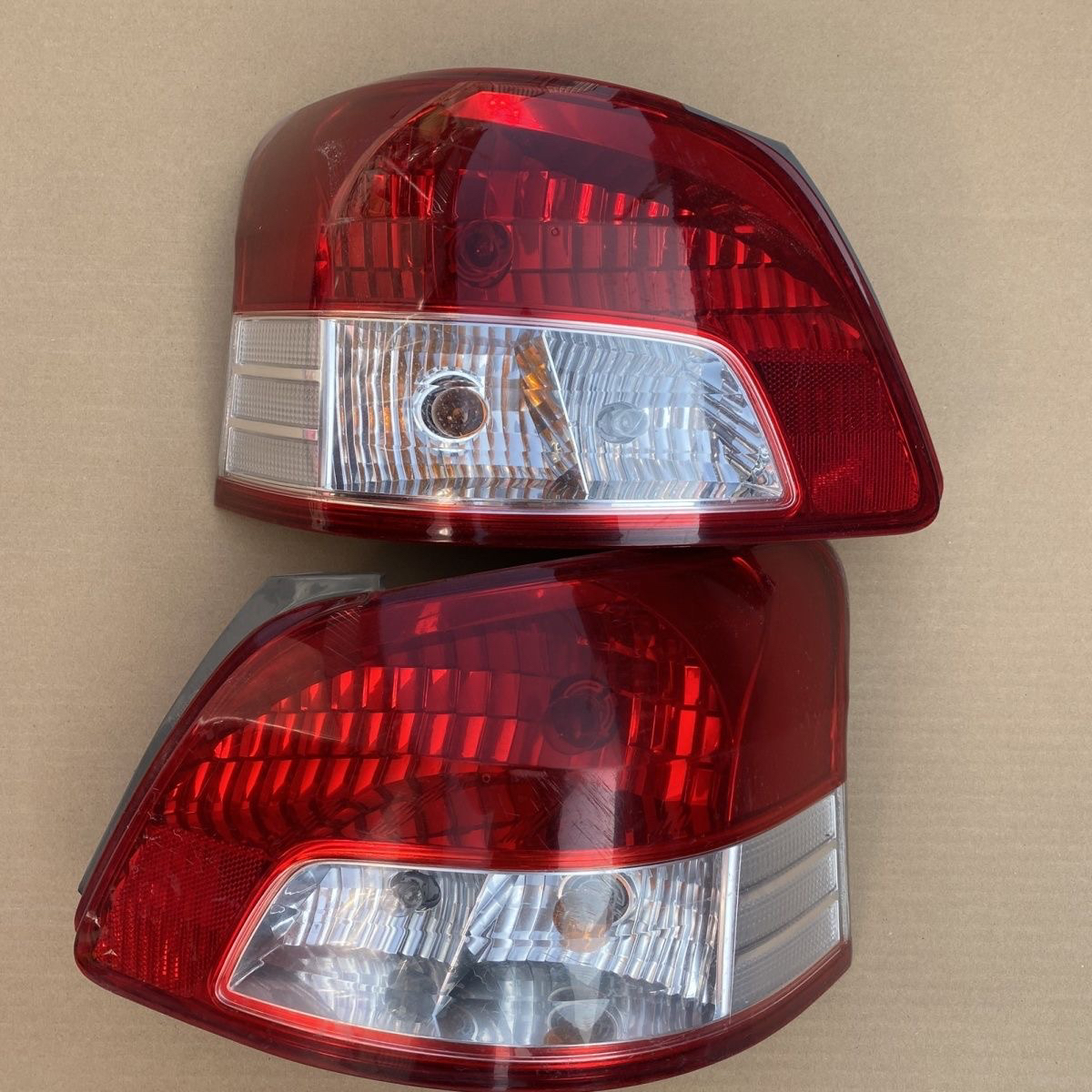 09-10款丰田威驰后尾灯后大灯刹车灯倒车灯原厂原车拆车件