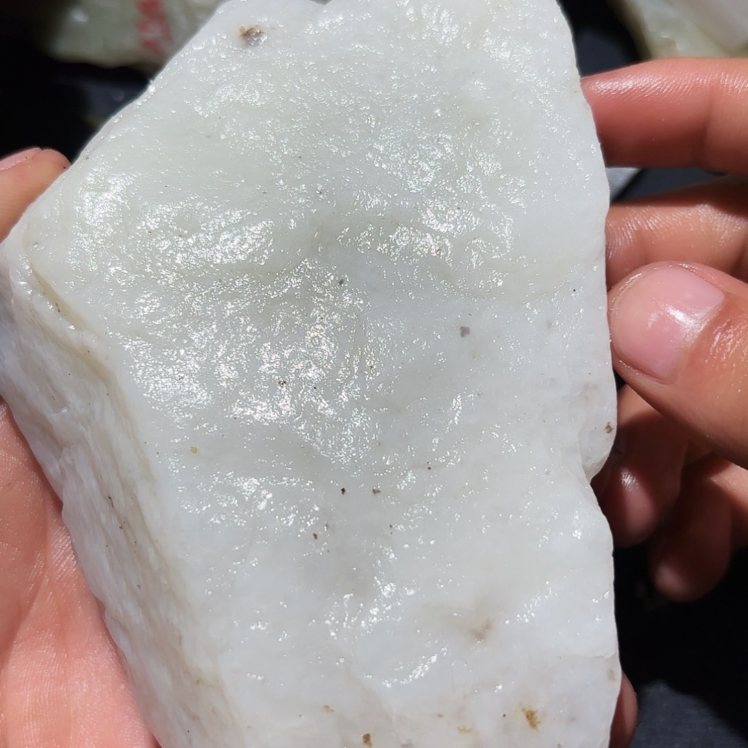 和田玉未镶嵌珠宝奇石