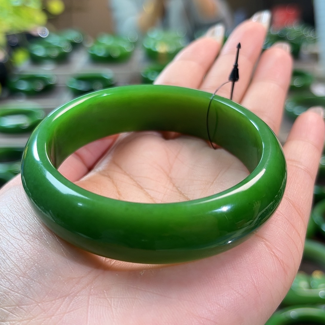 未镶嵌手镯和田玉（碧玉）5758