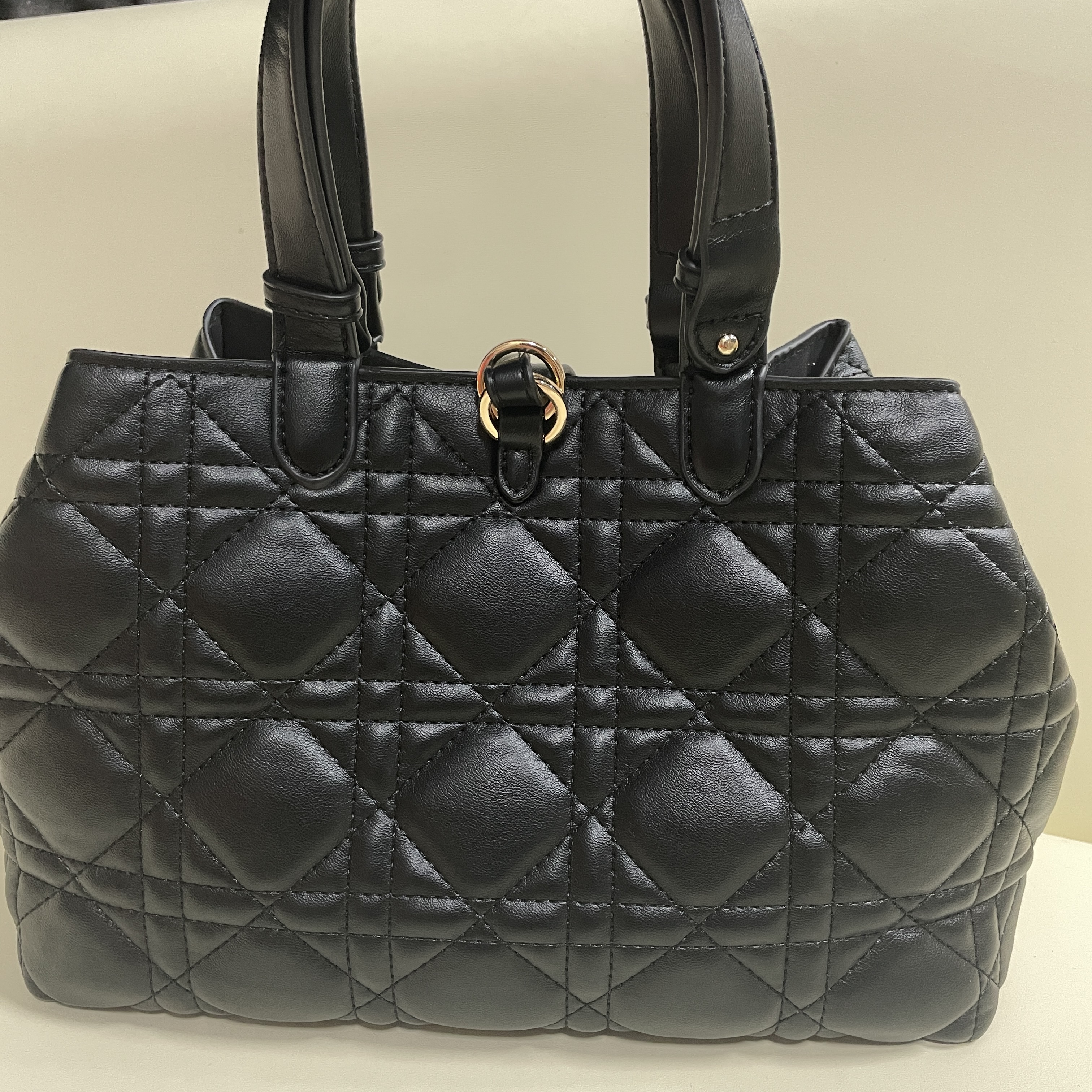 时尚新款打造真皮女士包0204黑色五格大包