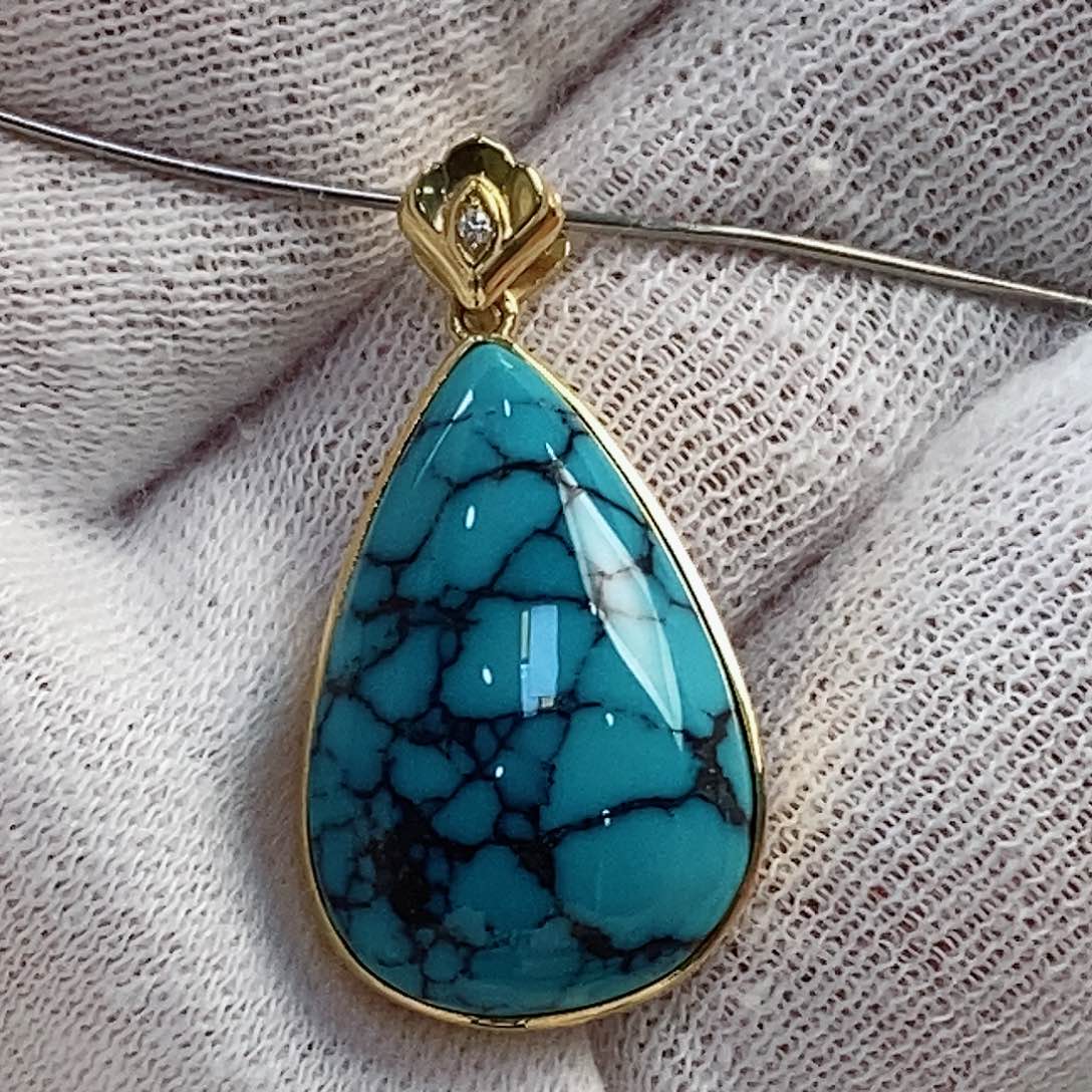 绿松石配饰18K金镶嵌