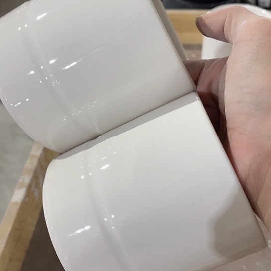 多肉绿植陶瓷花盆9.9包邮，有孔