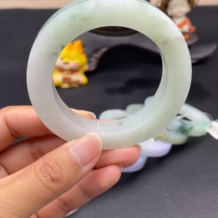 定制翡翠翡翠手镯未镶嵌
