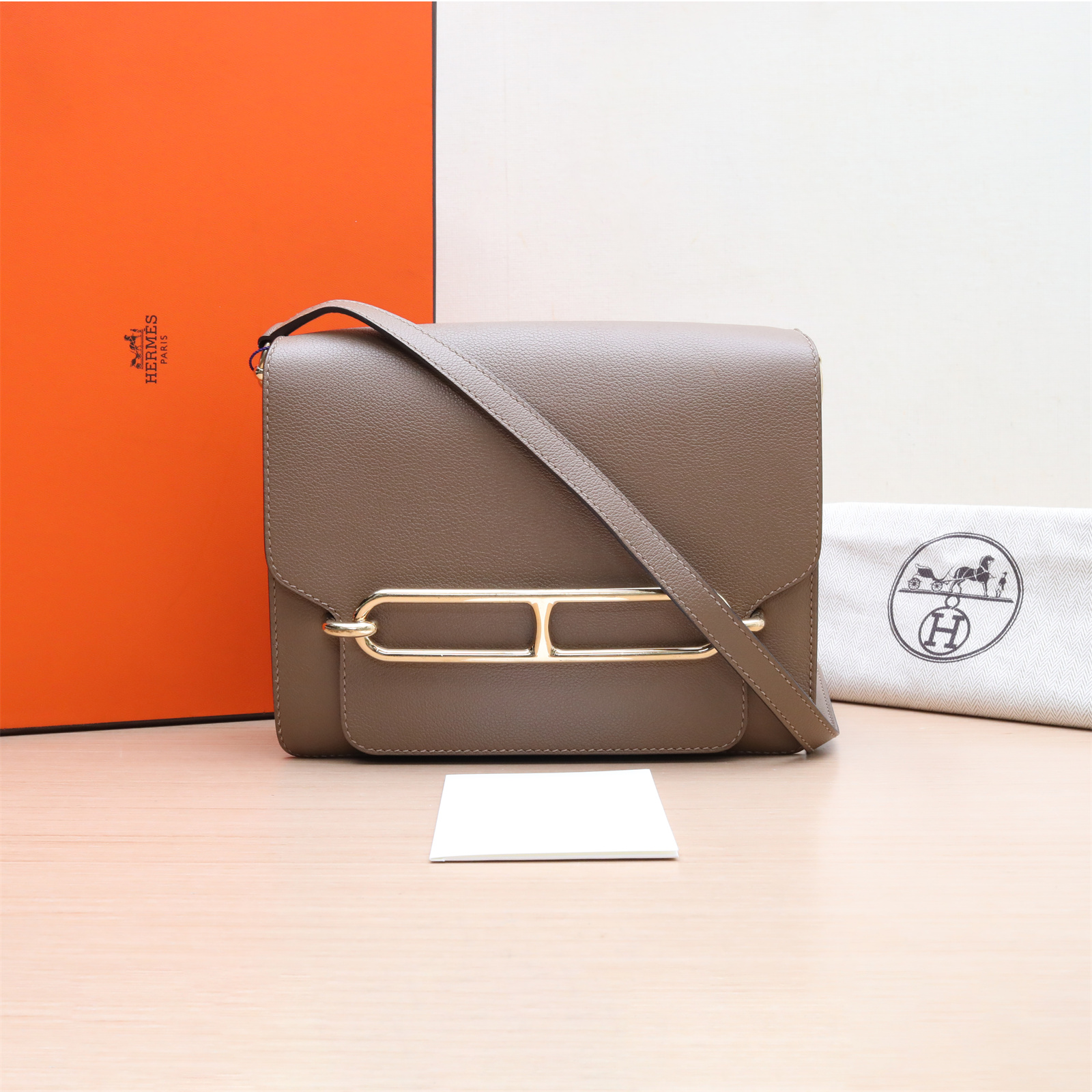 95新 Hermes/爱马仕 活动双双 猪鼻子 23 威玛犬米色 EC皮 Y刻