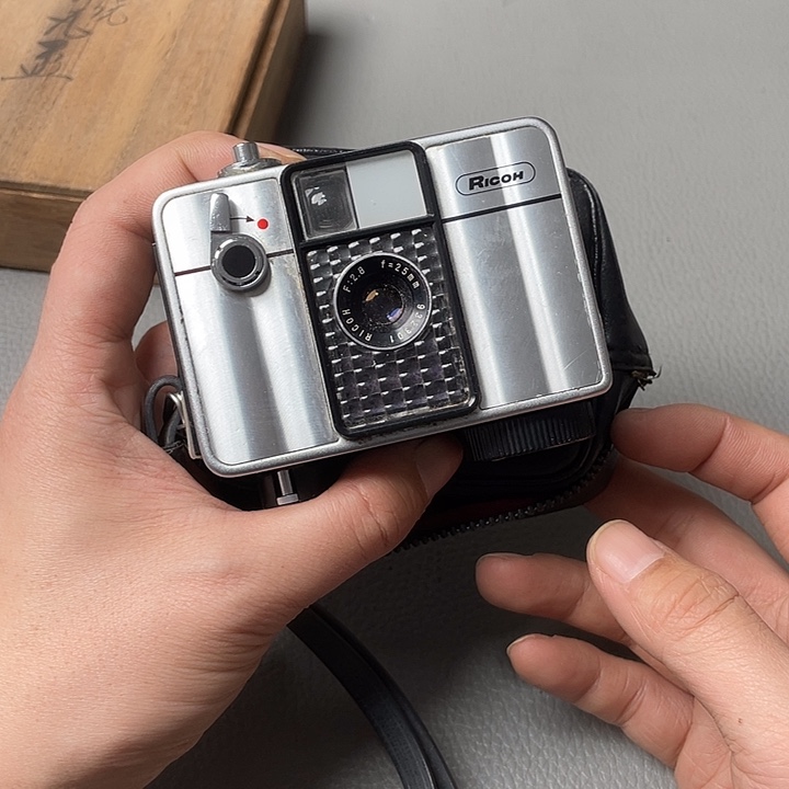 达***哒海外中古一物一拍