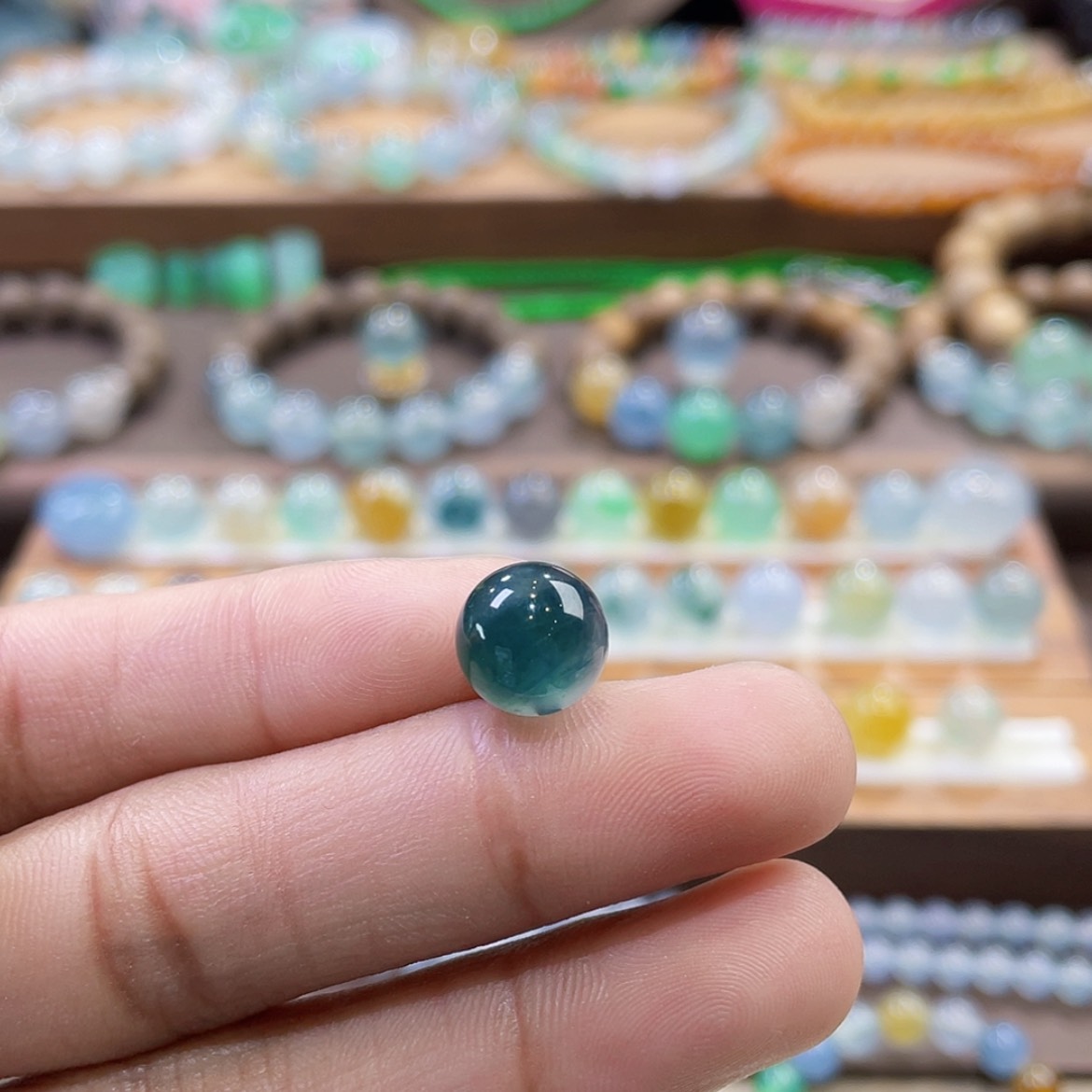 【闪购商品】翡翠颈饰未镶嵌冰蓝