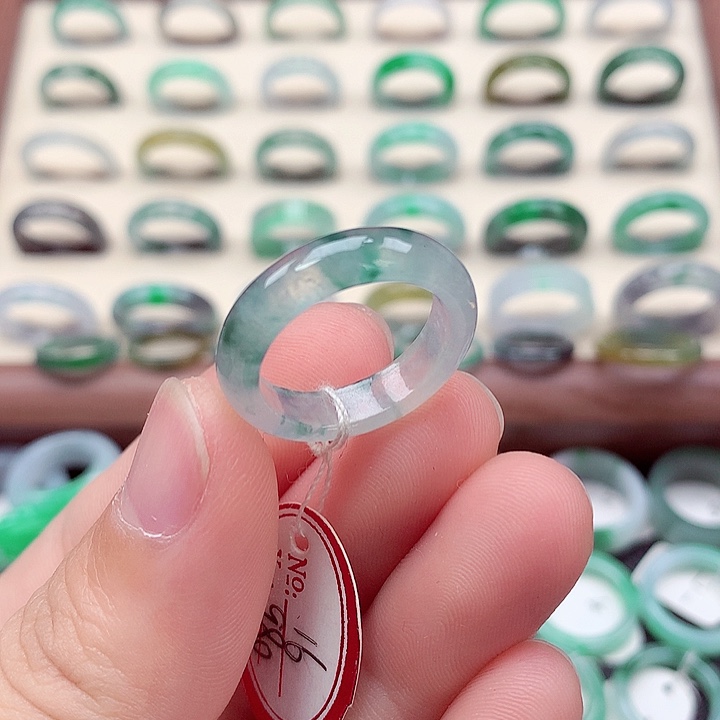 翡翠戒指未镶嵌16号