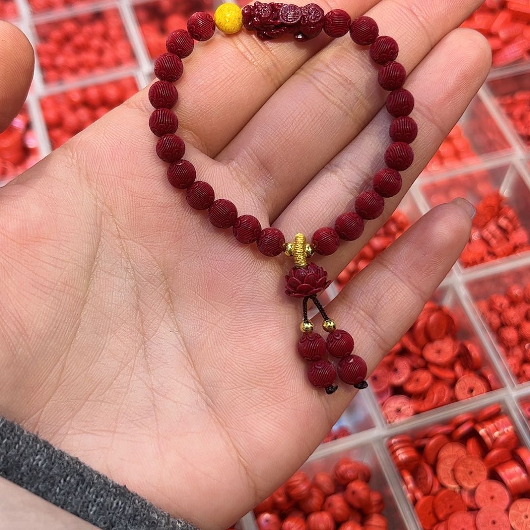 天然辰砂乐*^卡六貔貅手串