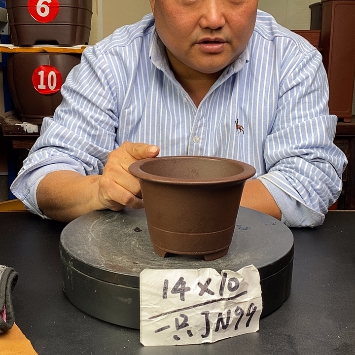 紫砂花盆货号一只JN99