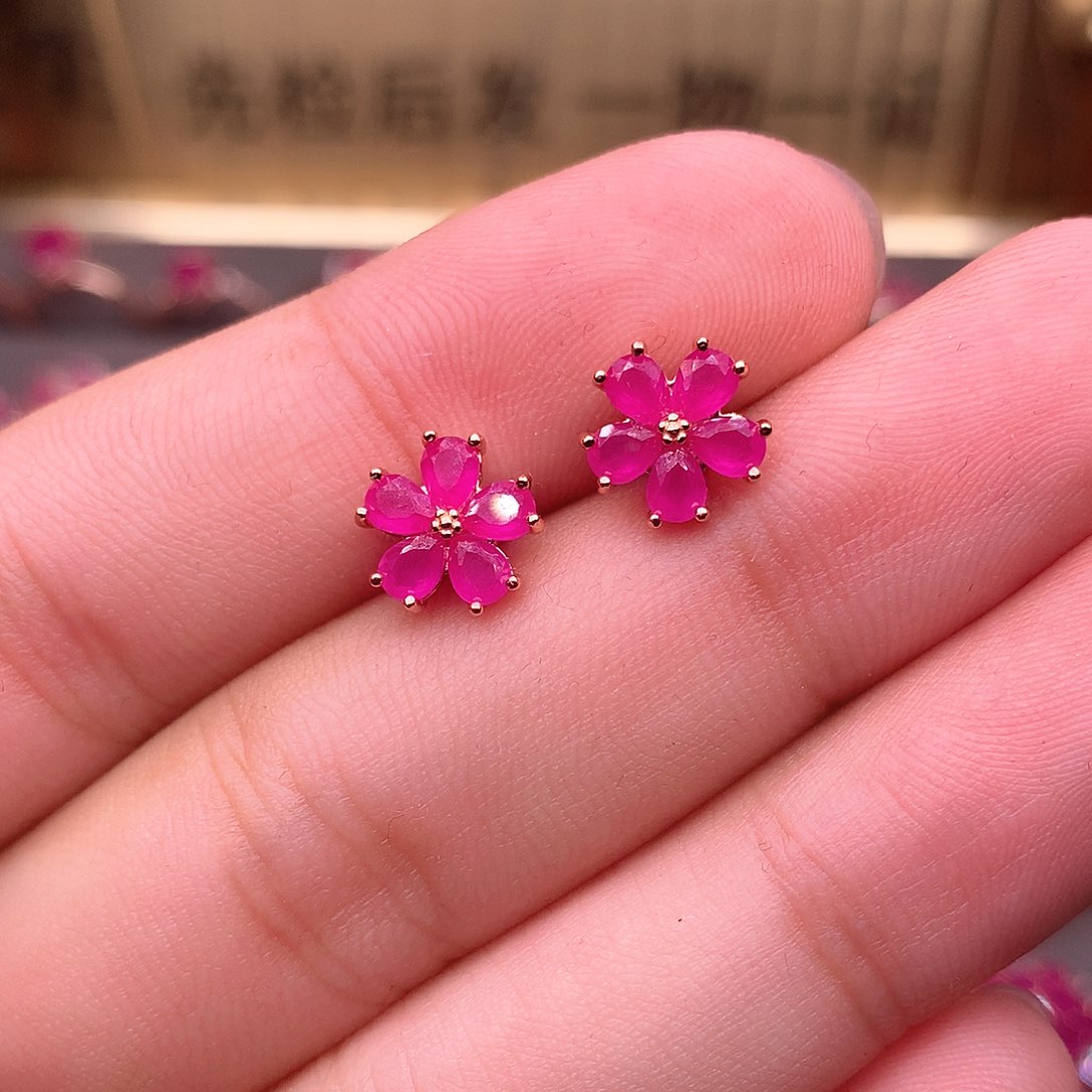 红宝石耳饰银S925镶嵌