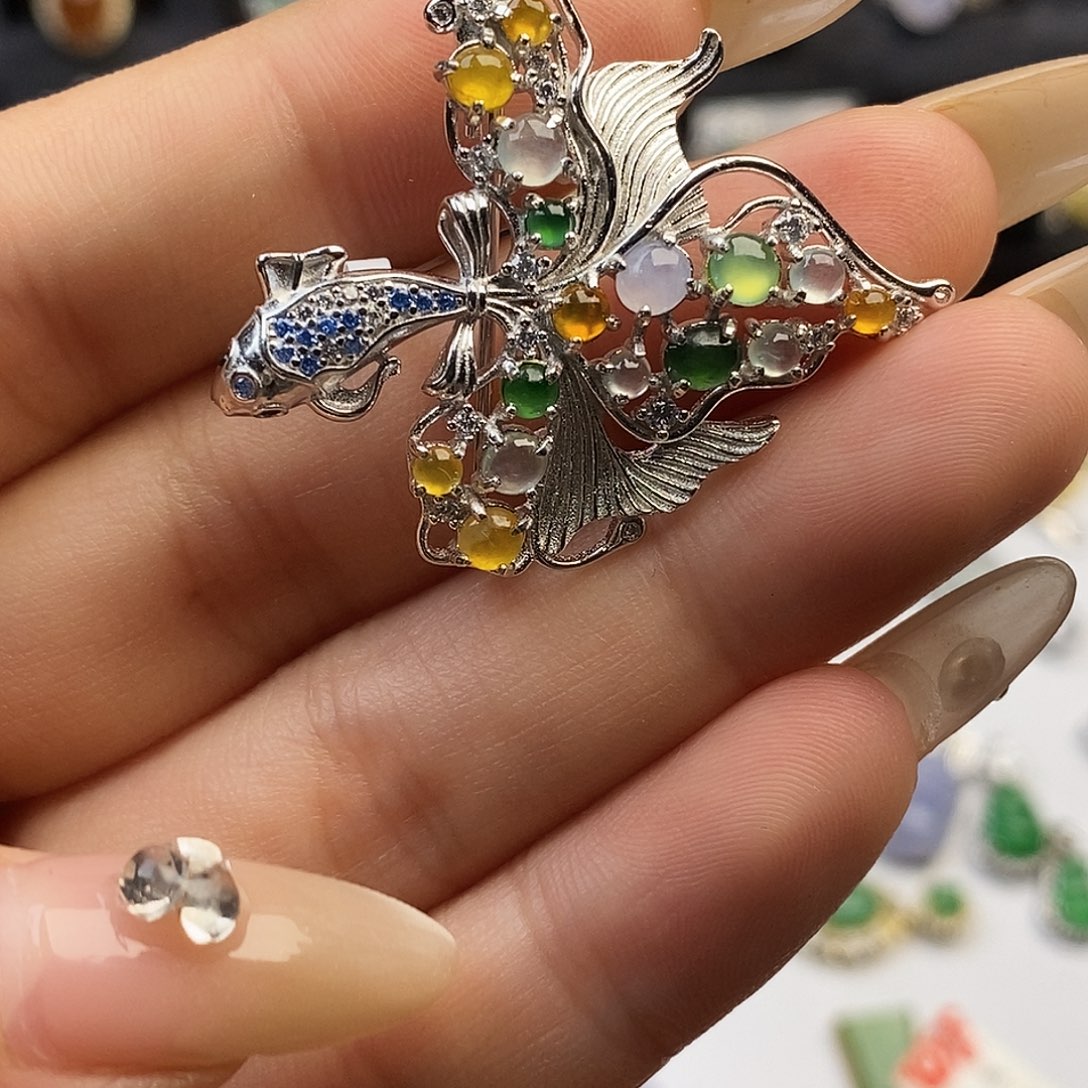 翡翠未镶嵌戒指翡翠