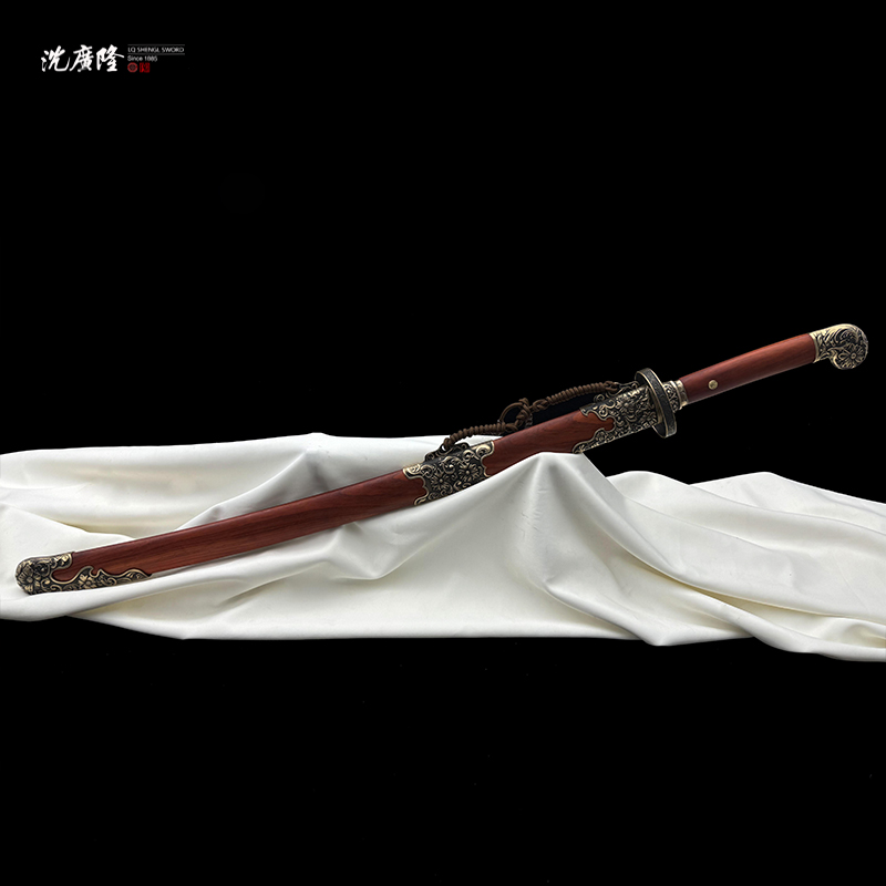 z龙泉沈广隆-牡丹绣春刀 烧刃 黄铜 红木 宝剑 未开刃