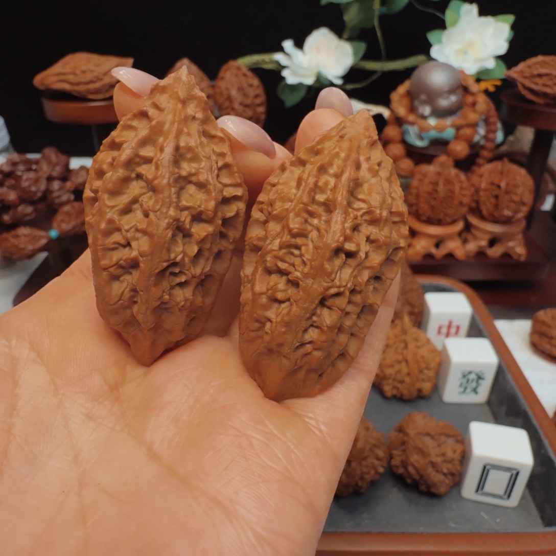 文玩核桃吊坠柳叶