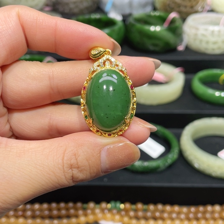 和田玉吊坠未镶嵌