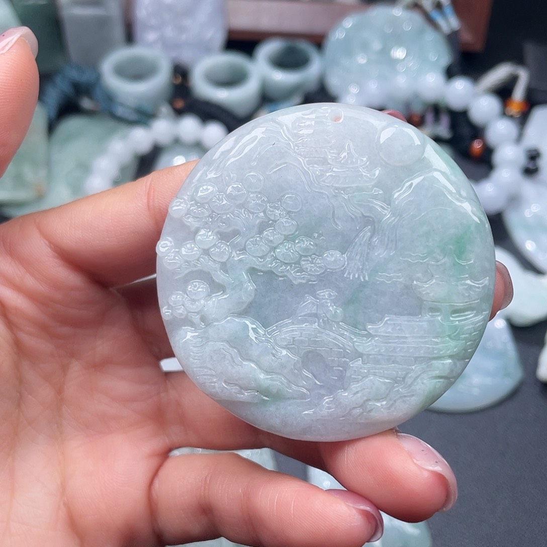 翡翠未镶嵌颈饰翡翠