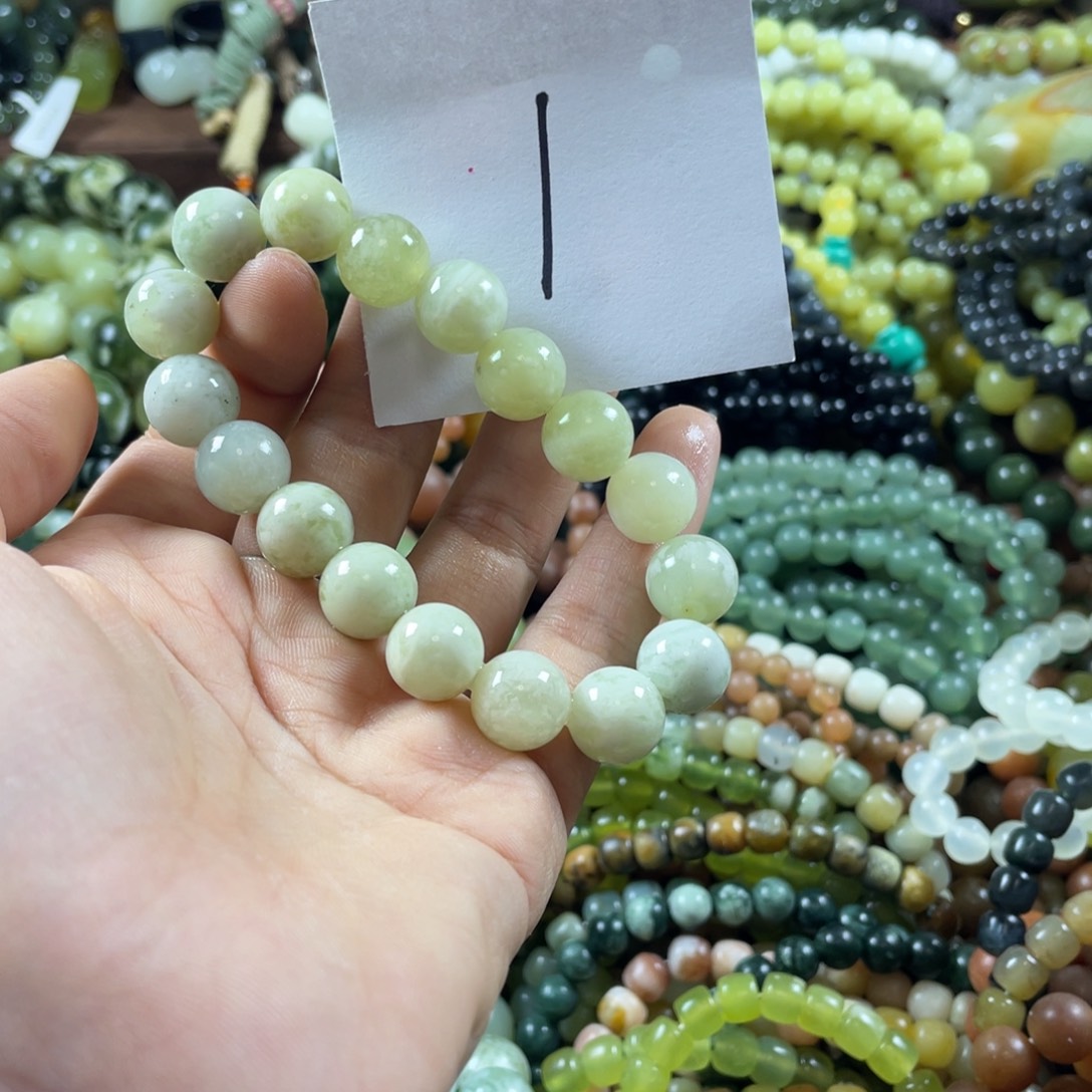 未镶嵌蛇纹石玉手链