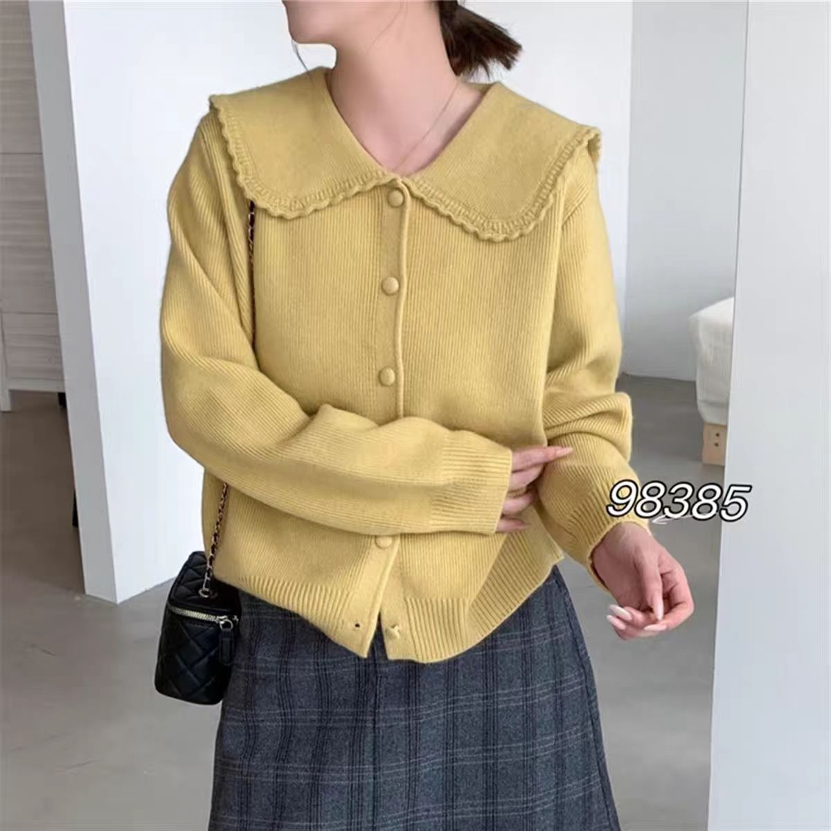 学院风娃娃领针织女短款毛针织衫秋冬长袖翻领气质H887