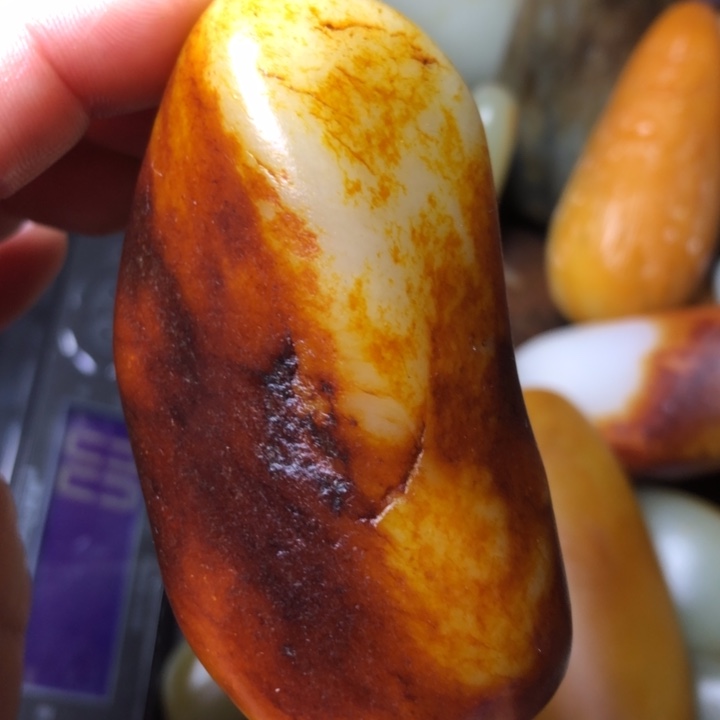 和田玉未镶嵌珠宝奇石