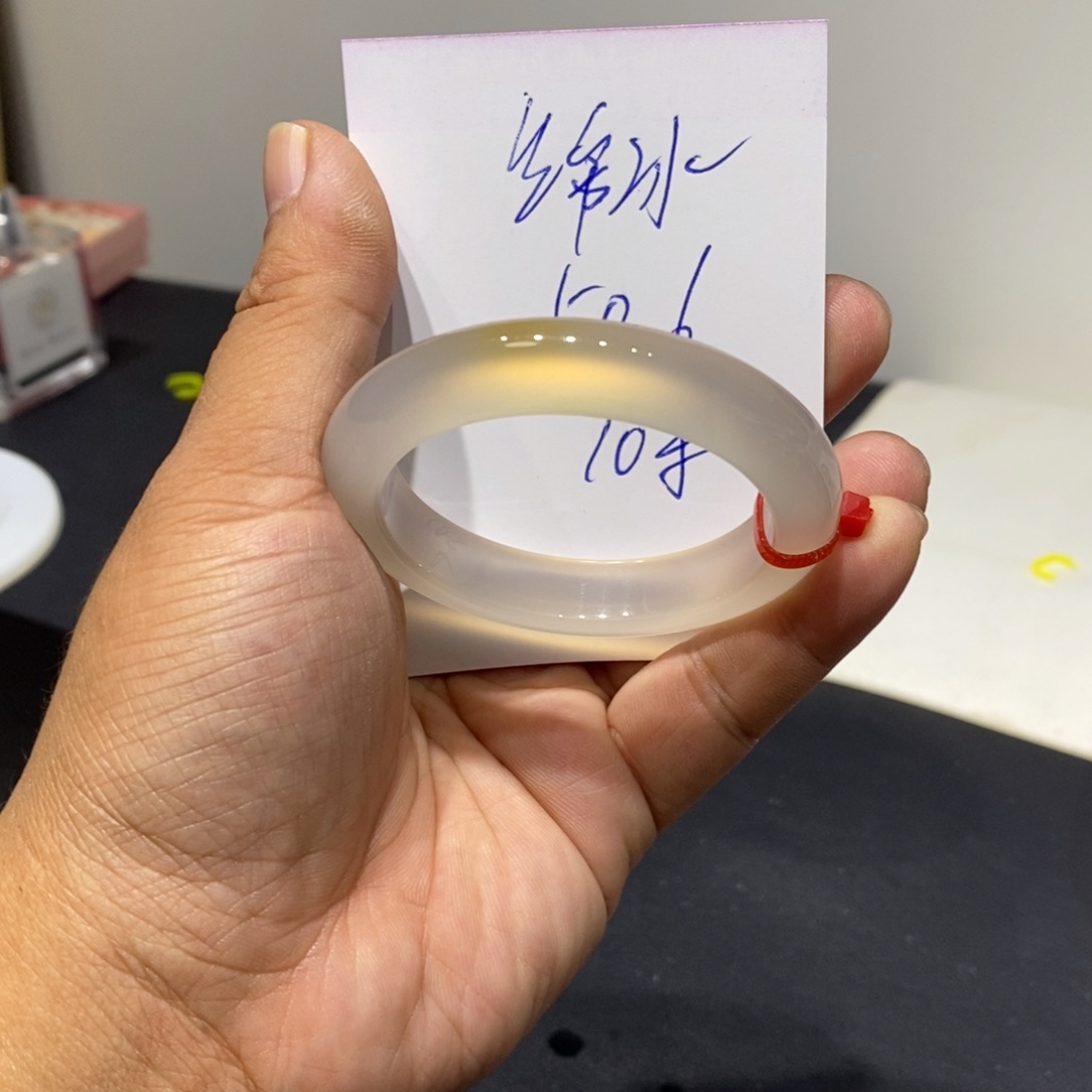 ****冰玛瑙/玉髓未镶嵌手镯