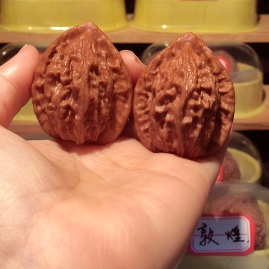 文玩核桃把件大红袍