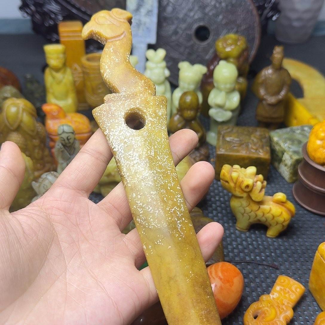 白玉菩提吊坠。。。