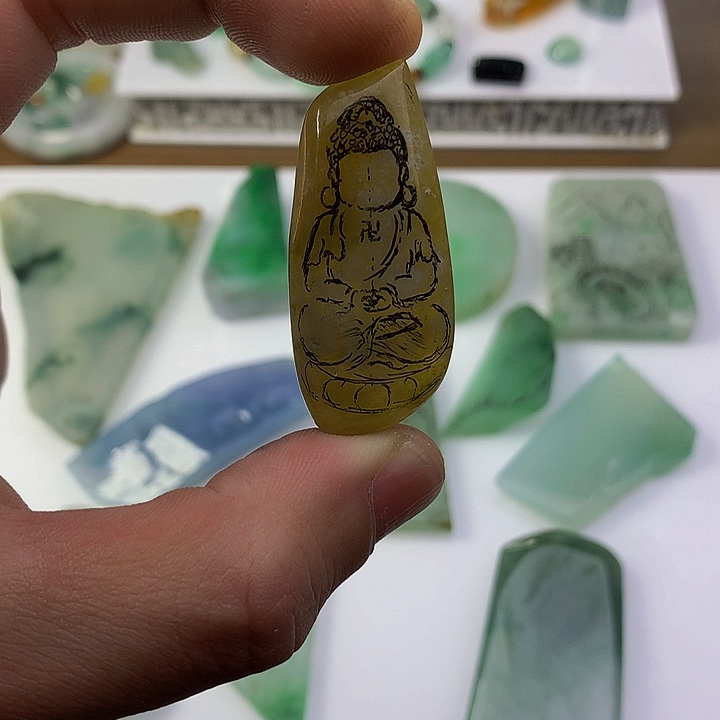 定制翡翠未镶嵌宝宝佛包工包料