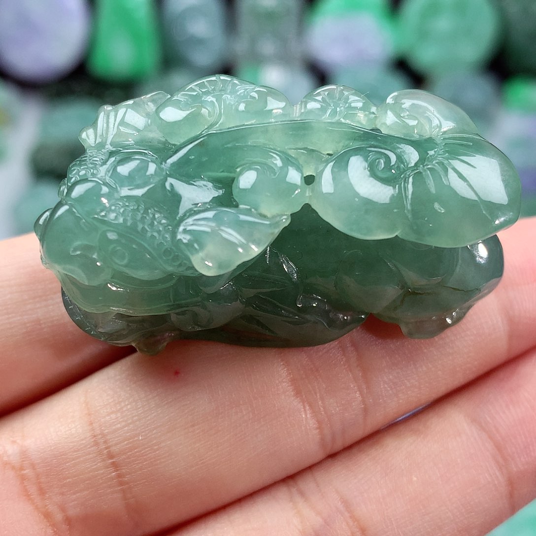 翡翠未镶嵌颈饰翡翠