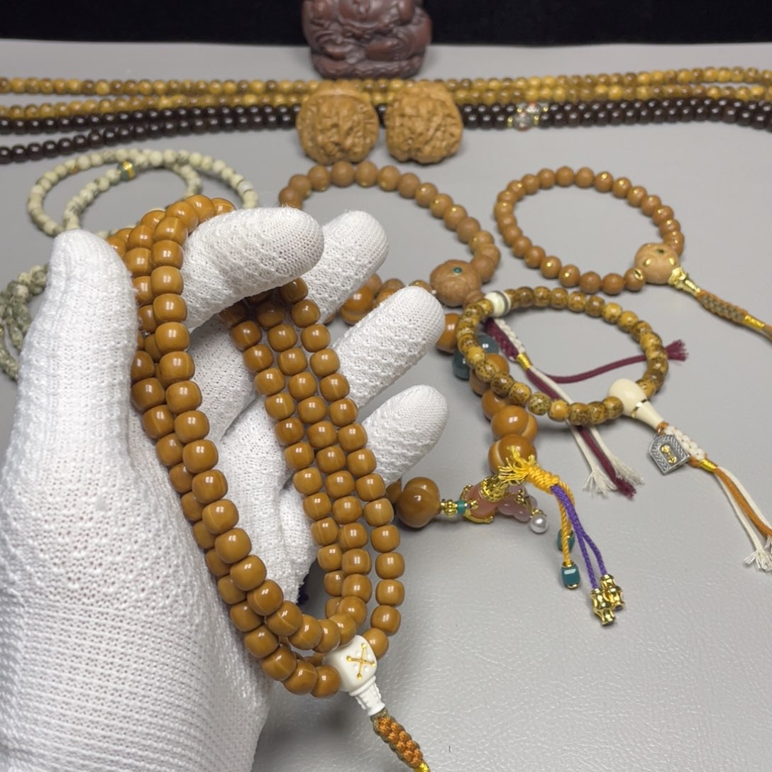 猴头核桃吊坠。。。。。。。。。。。