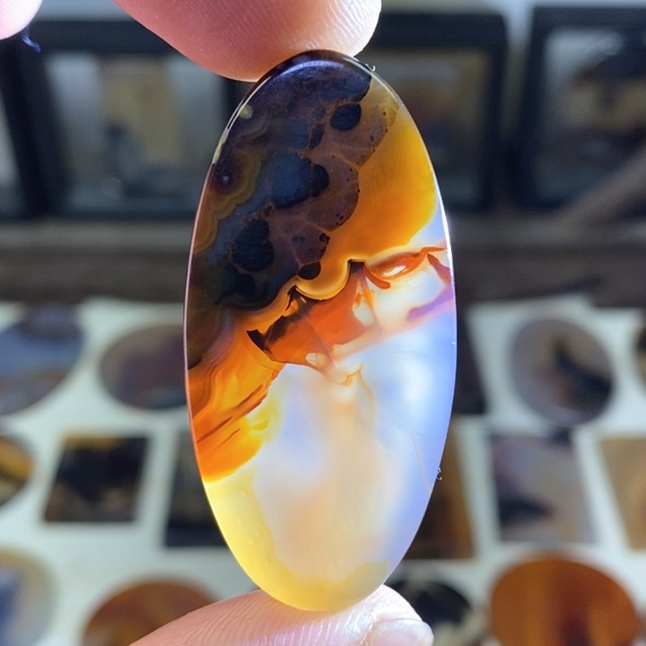 玛瑙/玉髓颈饰未镶嵌