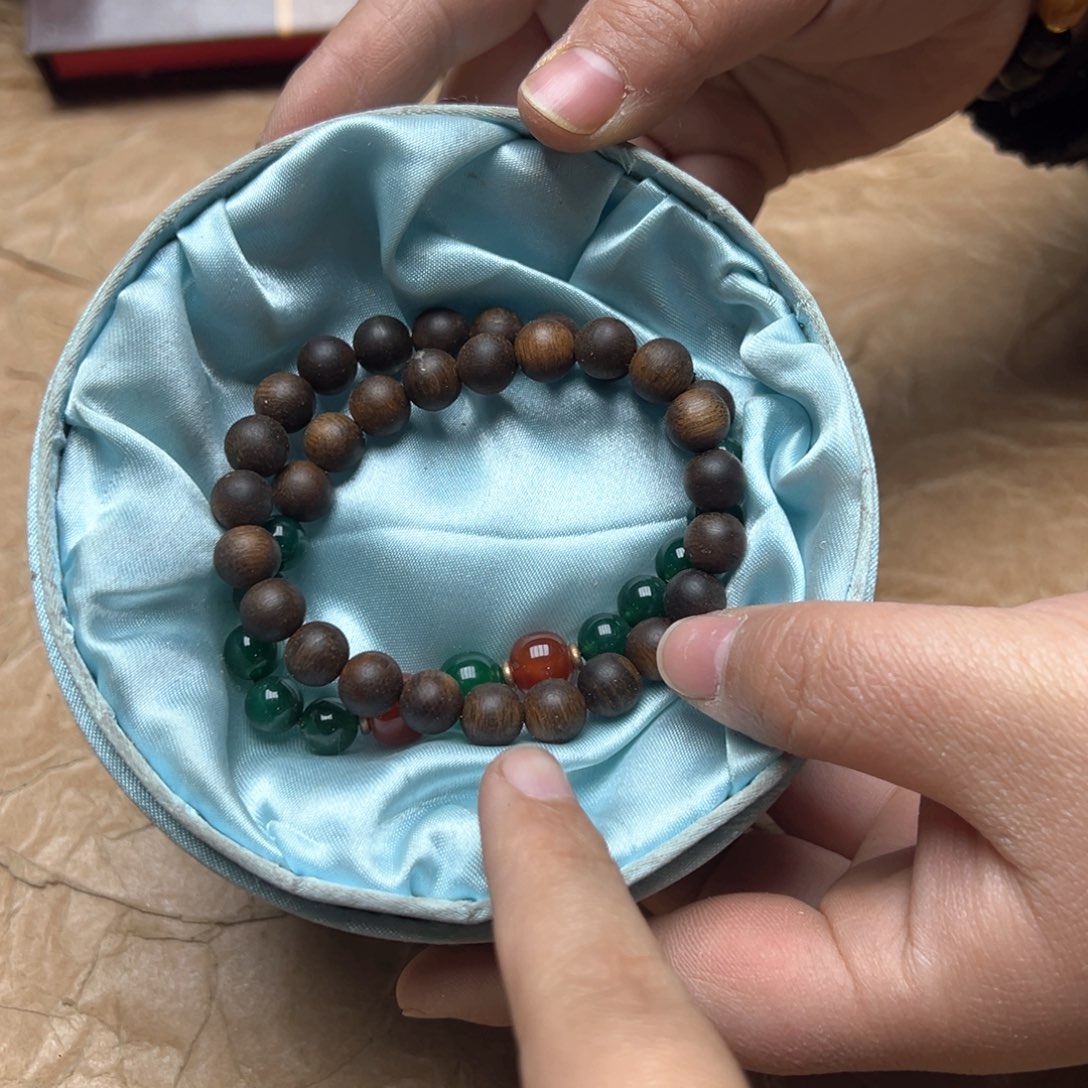 大叶紫檀（黑酸枝木类）
