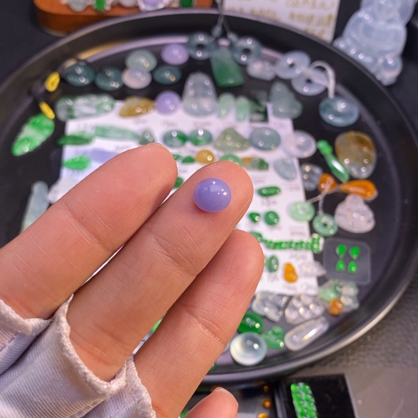 【闪购商品】翡翠挂件未镶嵌蛋