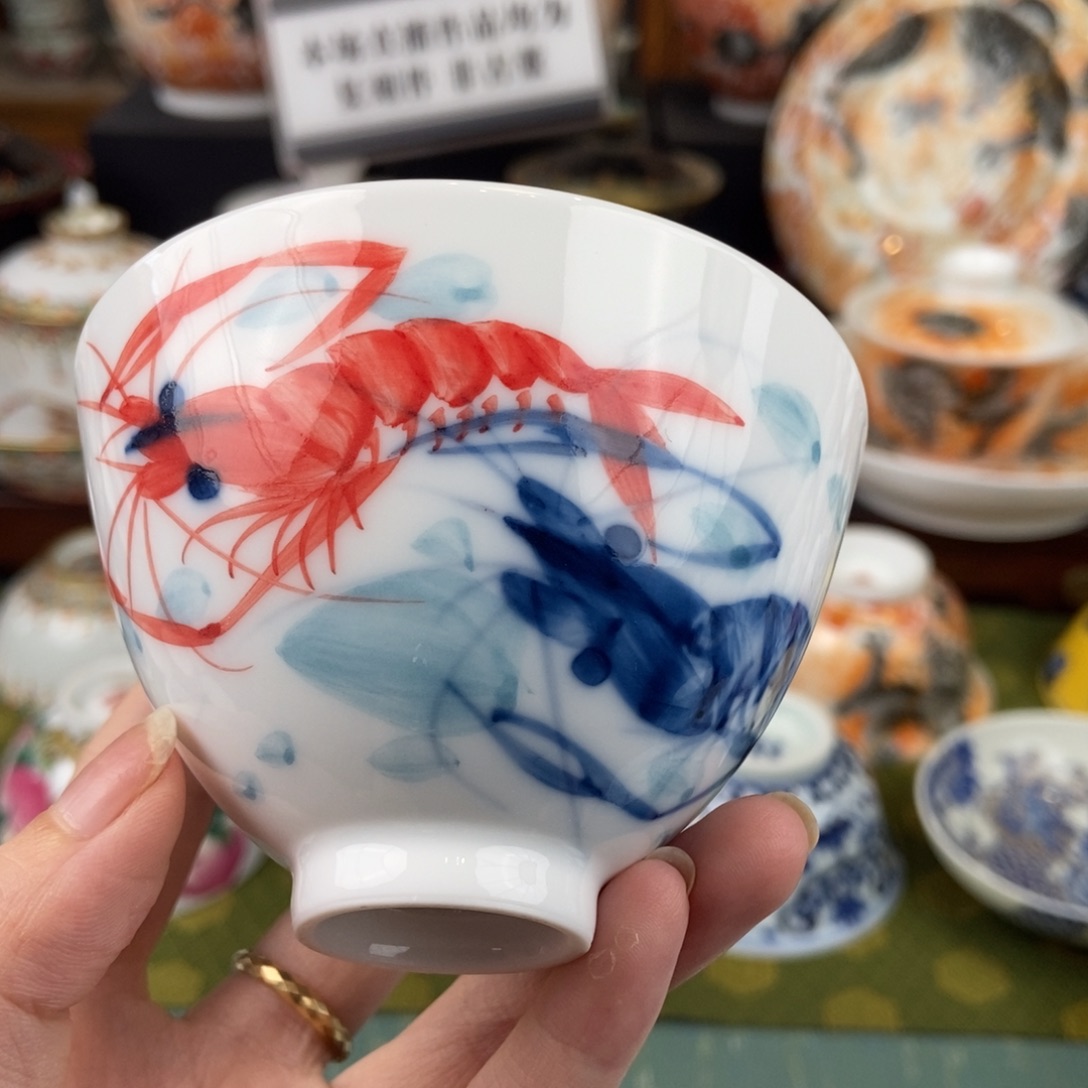 陶瓷的设计师是一个人