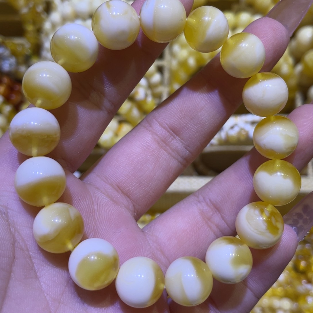 手绳琥珀未镶嵌11.8m