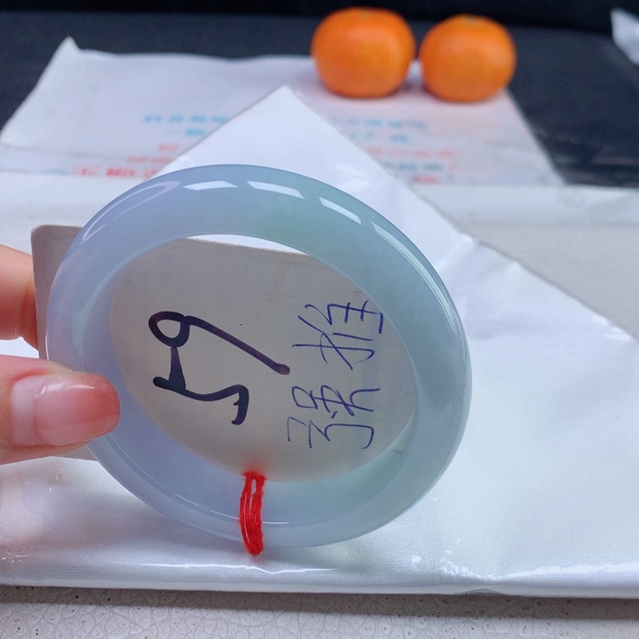 翡翠手镯未镶嵌5556565656