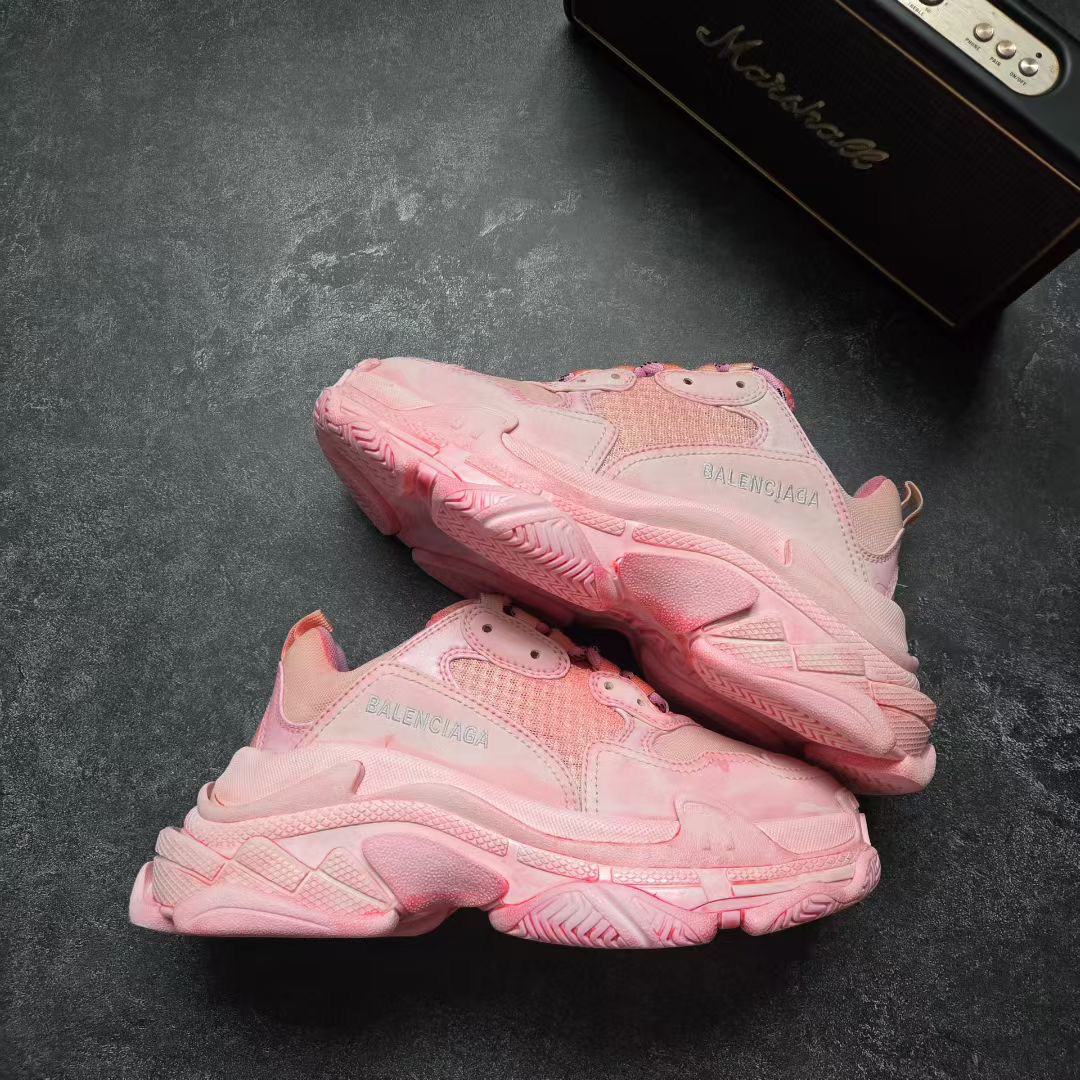 99新 Balenciaga/巴黎世家 36码 TRIPLE S 做旧粉 鞋