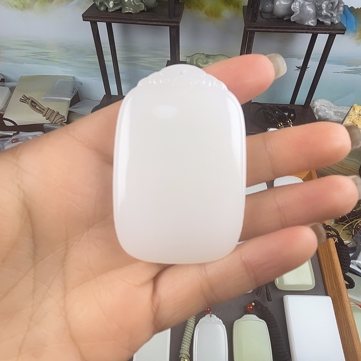 麒***花玉圆头祥云四六无事牌