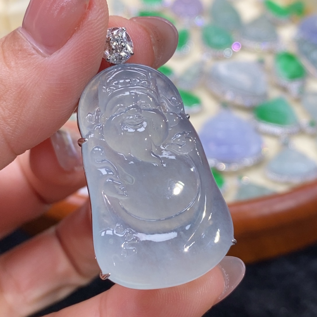 翡翠吊坠(赠链)18K金镶嵌