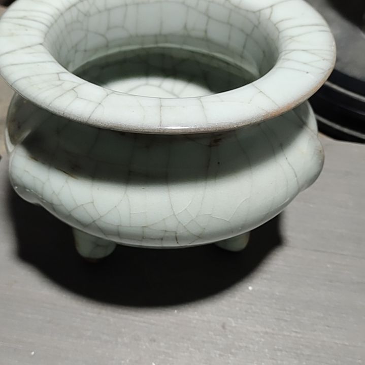 瓶刘***：浙江龙泉窑工艺艺术