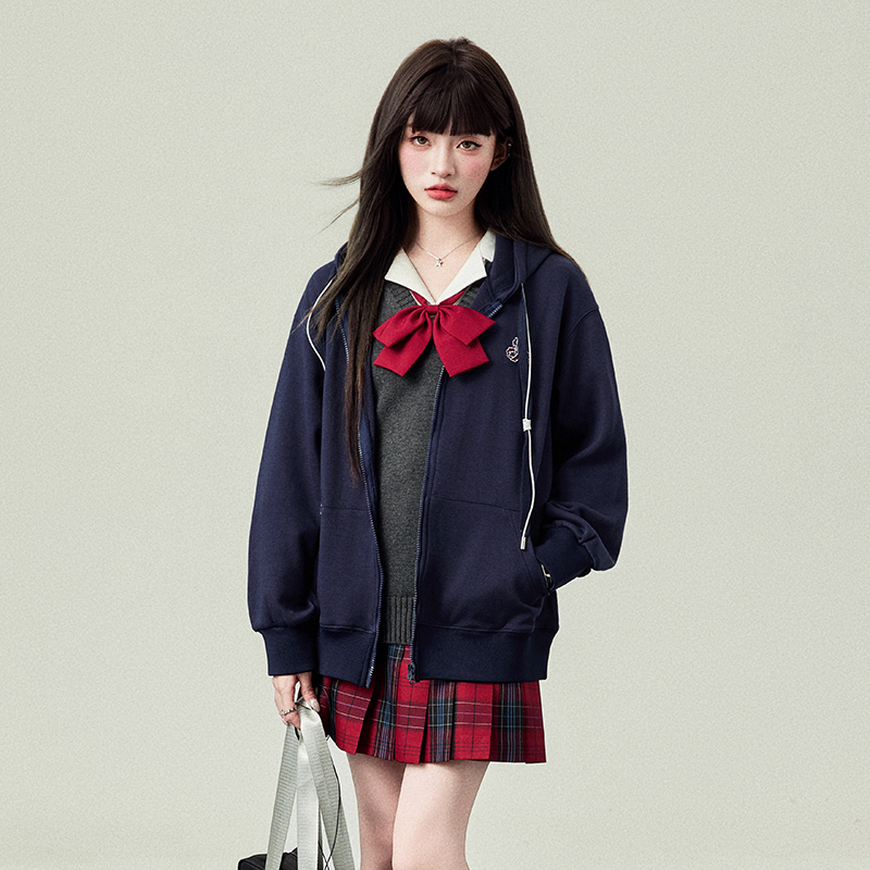 花铃太太原创ik树叶刺绣学院风25新款开衫拉链宽松舒适外套卫衣女