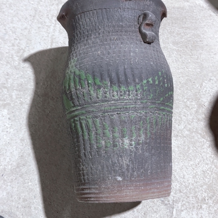 紫砂花盆口径21高33一只小瑕疵