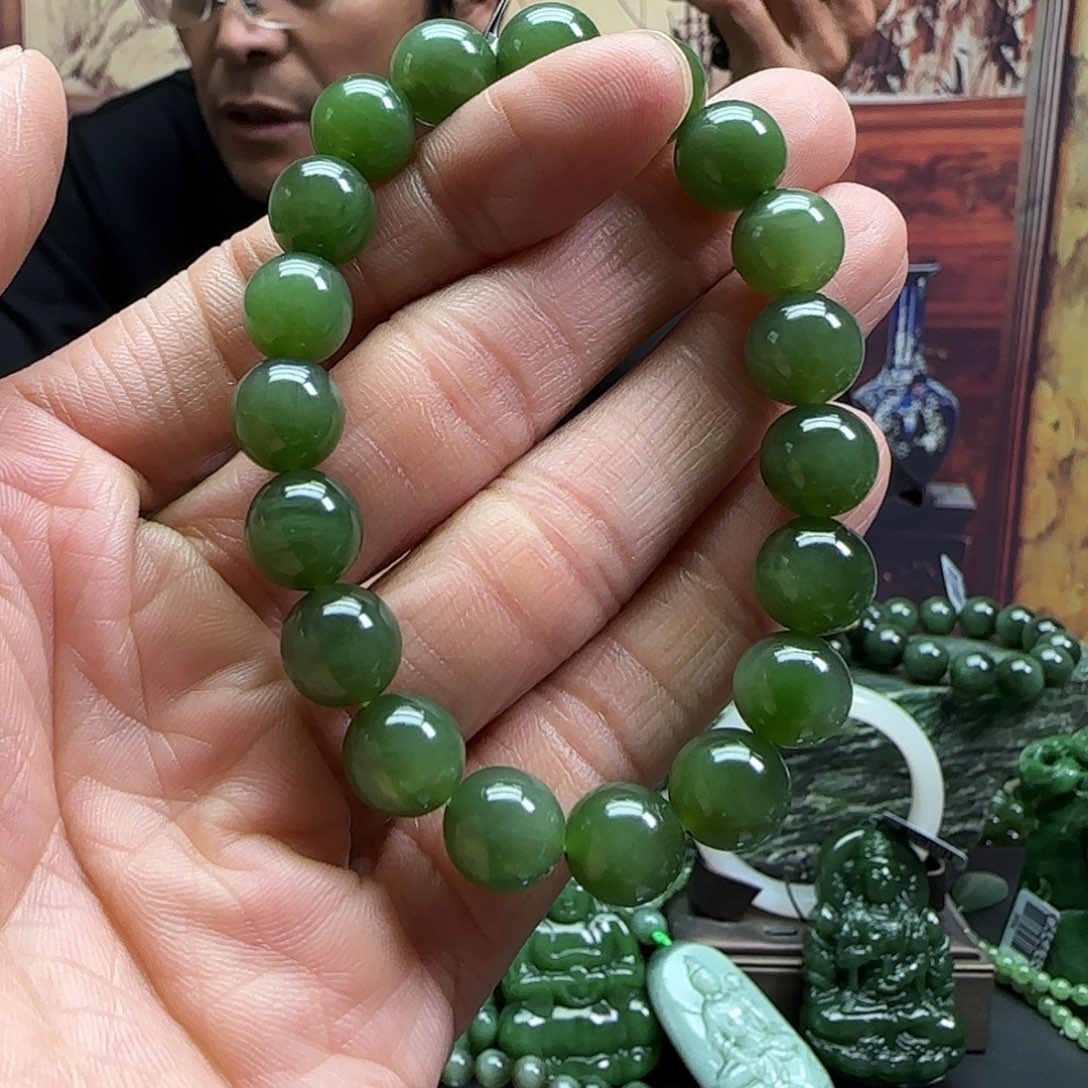 和田玉未镶嵌珠宝奇石手串