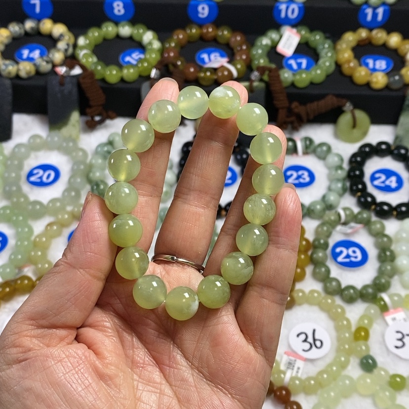 【闪购商品】蛇纹石玉手链未镶嵌