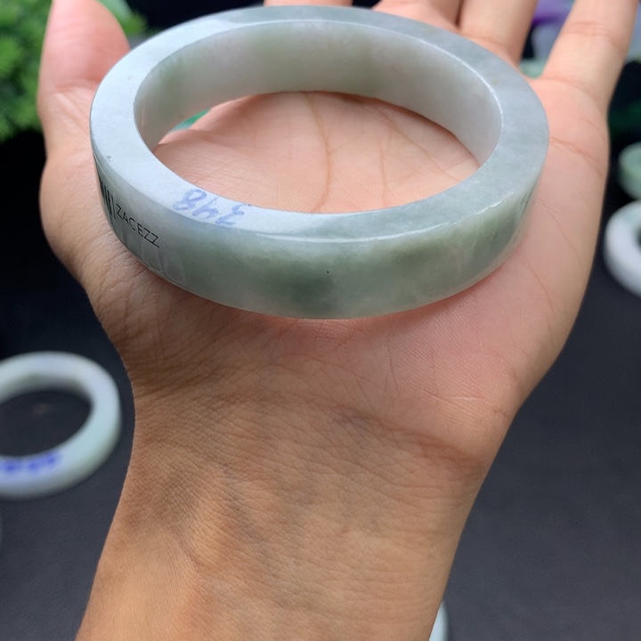 未镶嵌天然翡翠定制翡翠