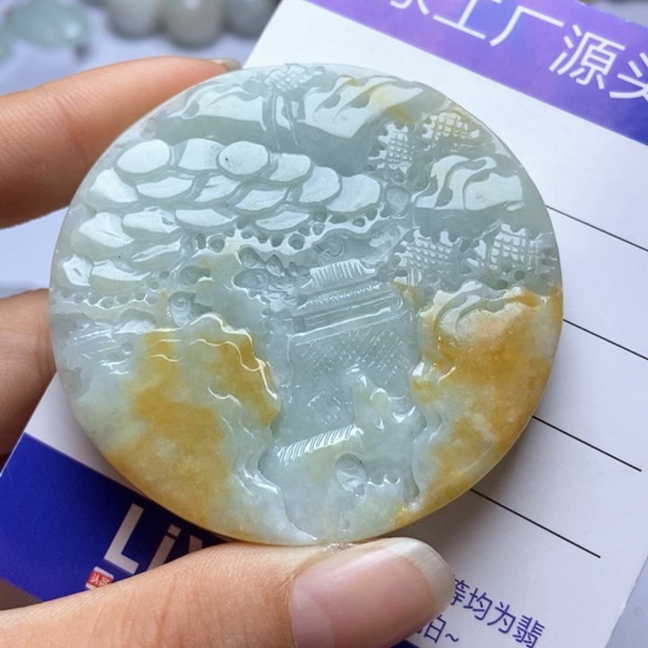 翡翠颈饰未镶嵌翡翠