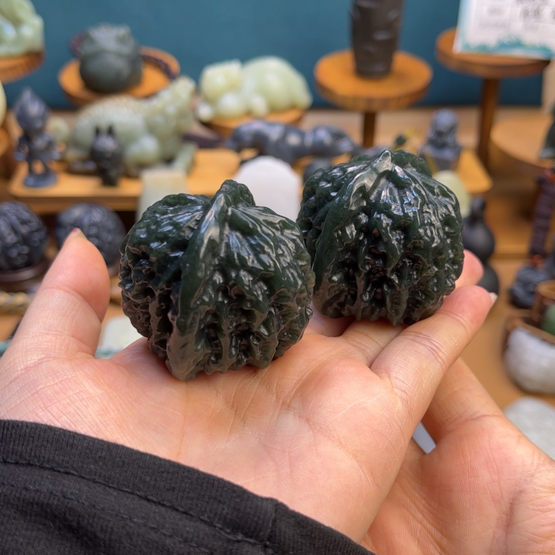 未镶嵌和田玉挂件奔****东