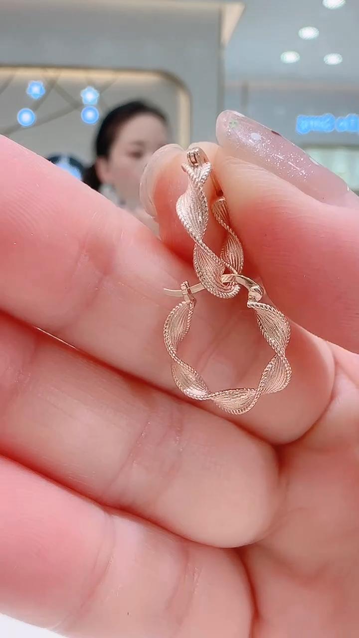 18K金麻花耳饰（精工）