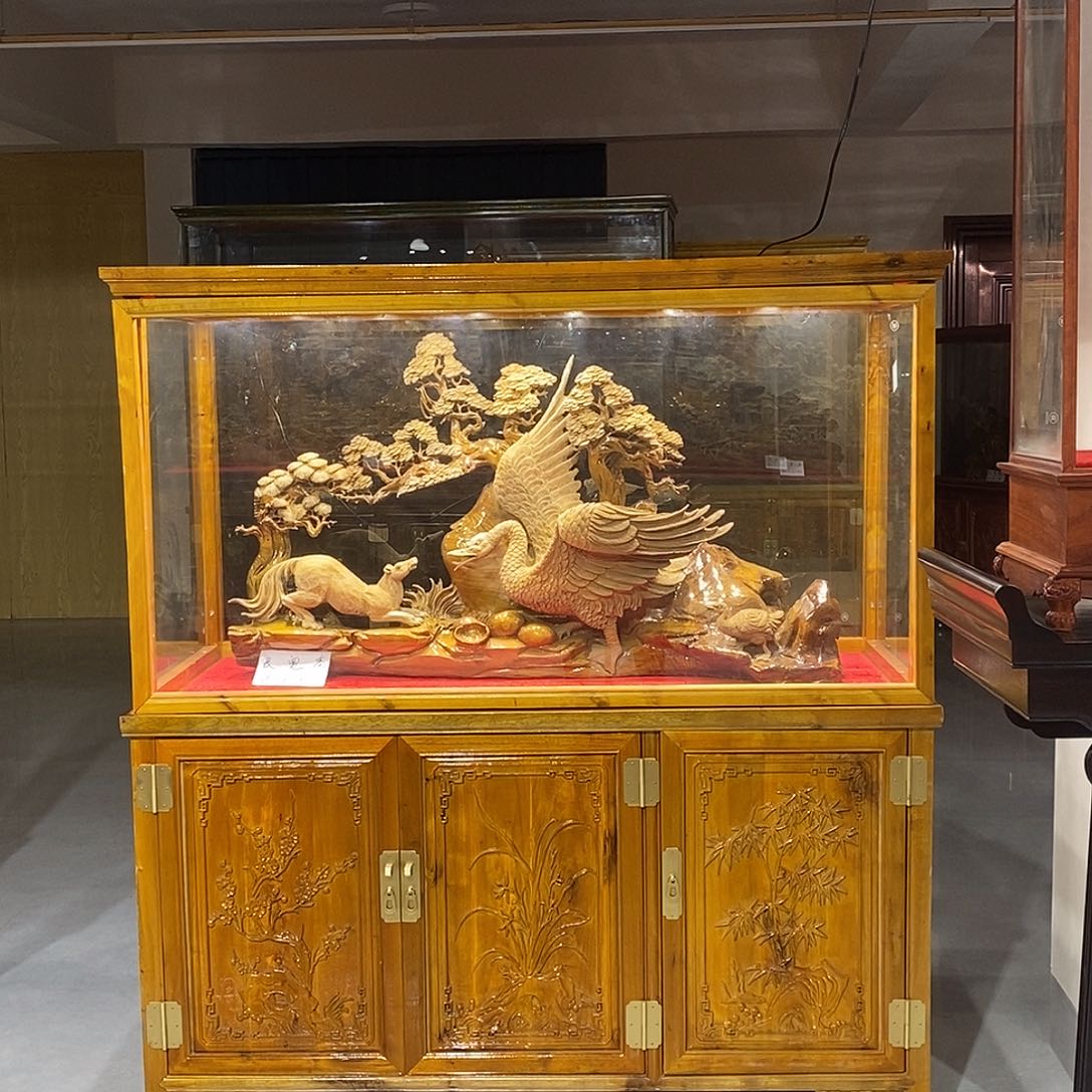 金丝楠牡****间金丝楠小叶桢楠摆件