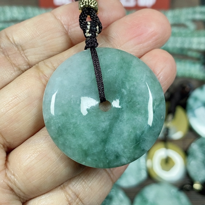 【闪购商品】翡翠颈饰未镶嵌玉吊坠翡翠玉平安扣