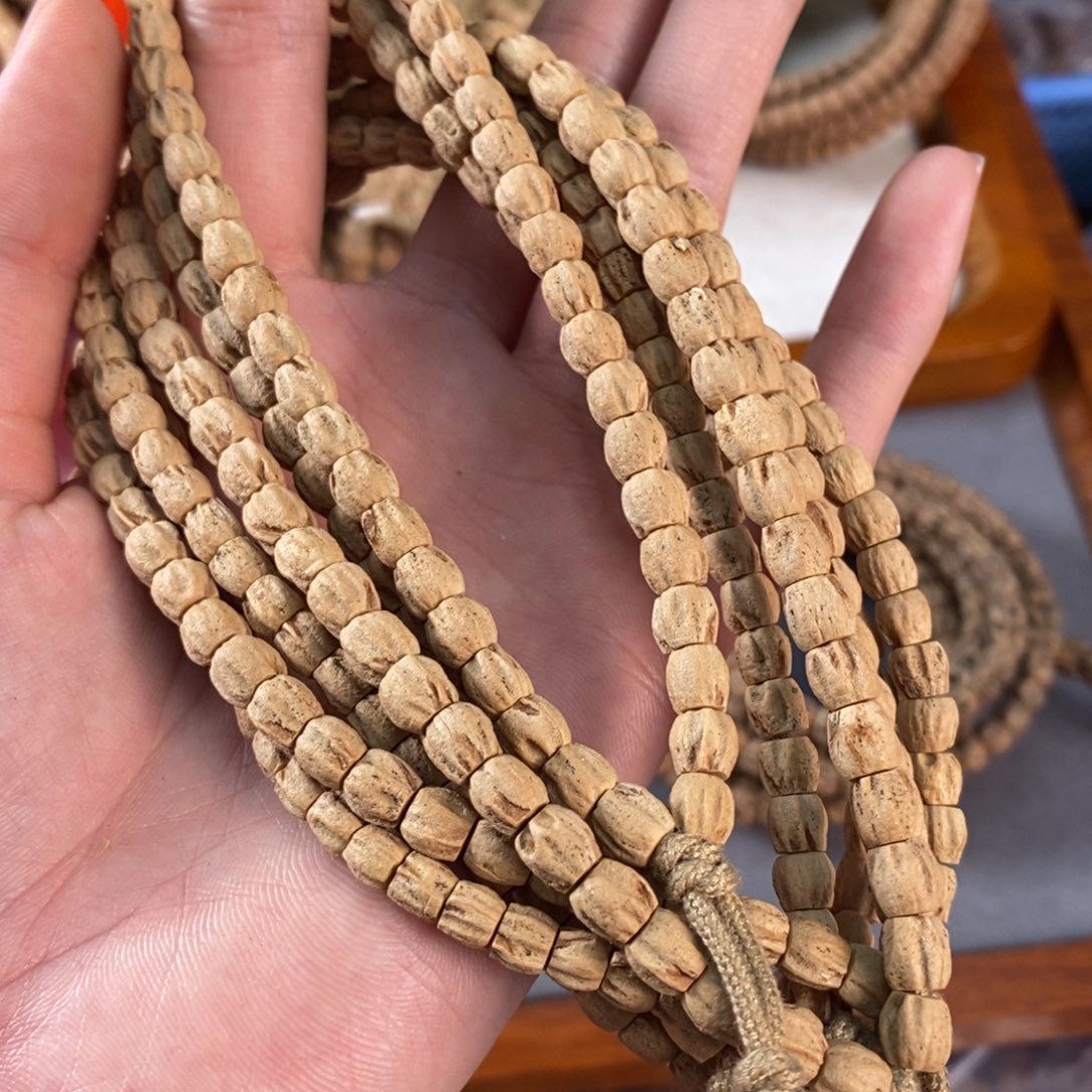 柏香籽/百香籽吊坠t015